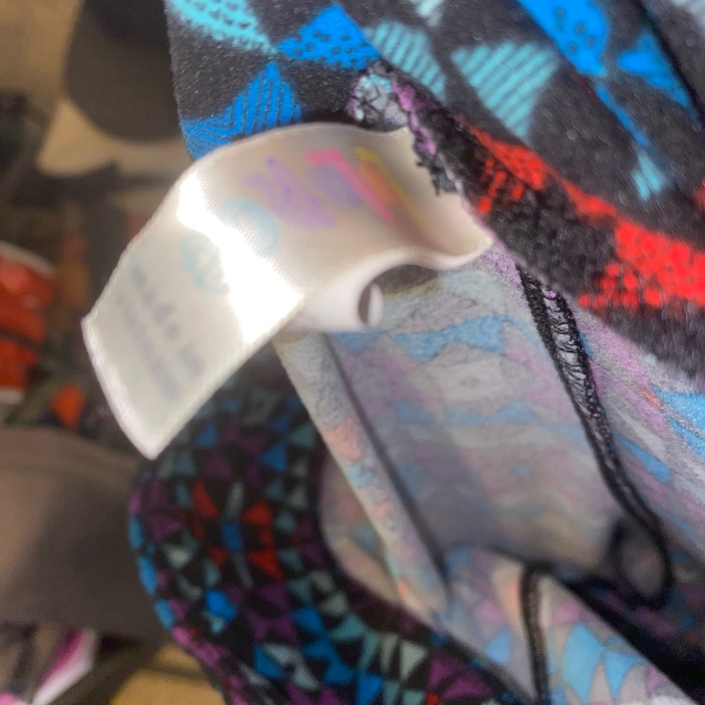 Women's LuLaRoe Leggings Multicolor One Size Tall and Curvy - Picture 4 of 4